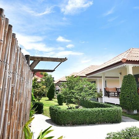 Baan Opun Garden Resort Hua Hin Exterior photo