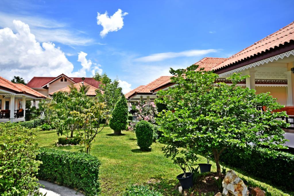 Baan Opun Garden Resort Hua Hin Exterior photo